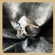 画像2: ※受注商品※  {HANG} “Cyclops Skull Ring" 【Silver Version】 (2)